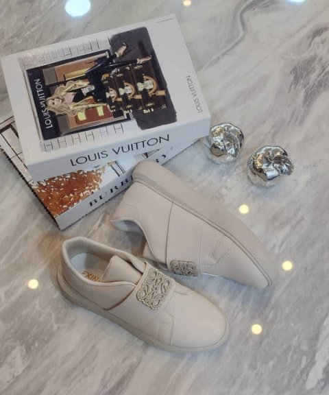 حذاء سبور