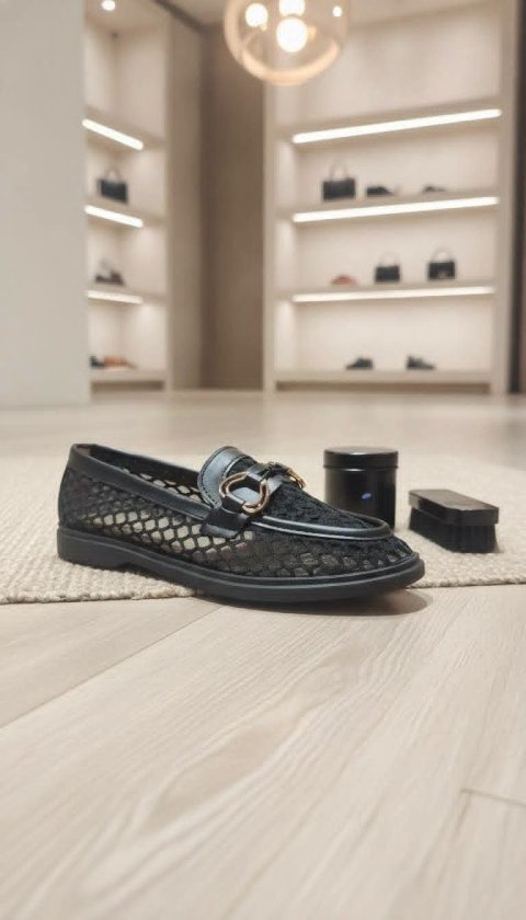 حذاء نسائي