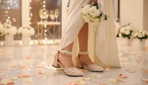 حذاء نسائي