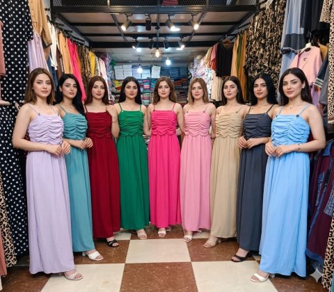 فستان نسائي