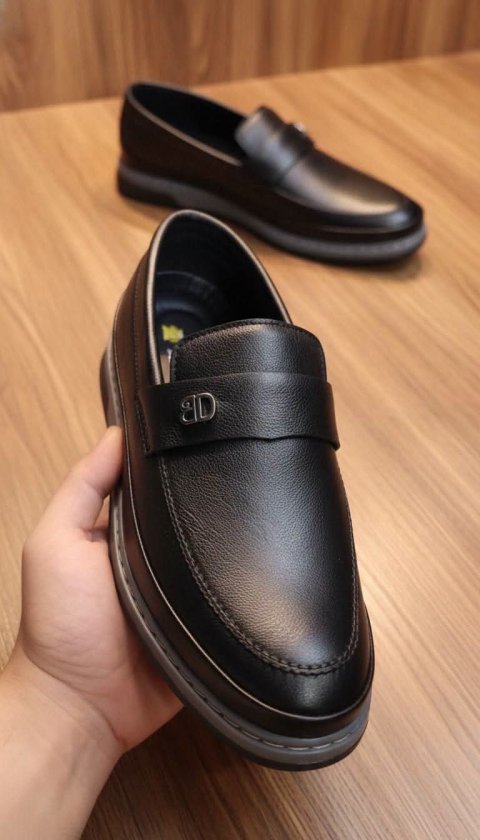 حذاء رجالي